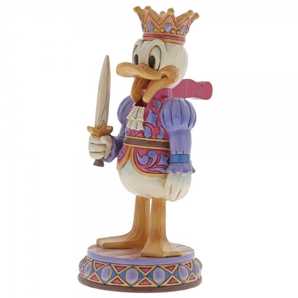 6000948, Anders And figur, Anders And julefigur, Disney julefigur, Jim Shore Anders And, Disney Traditions Anders Reigning Royal, Disney figur, Disney figurer, alle Disney figurer, eventyrfigur, eventyrfigurer, eventyrlig figur, eventyrlige figurer, magisk figur, magiske figurer, Disney shop, Disney butik, Disney butikDK, Disney butik I Danmark, Jim shore figur, Disney traditions figure, udstillingsfigur, Disney samlerobjekt, Disney Traditions by Jim Shore, Jim Shore