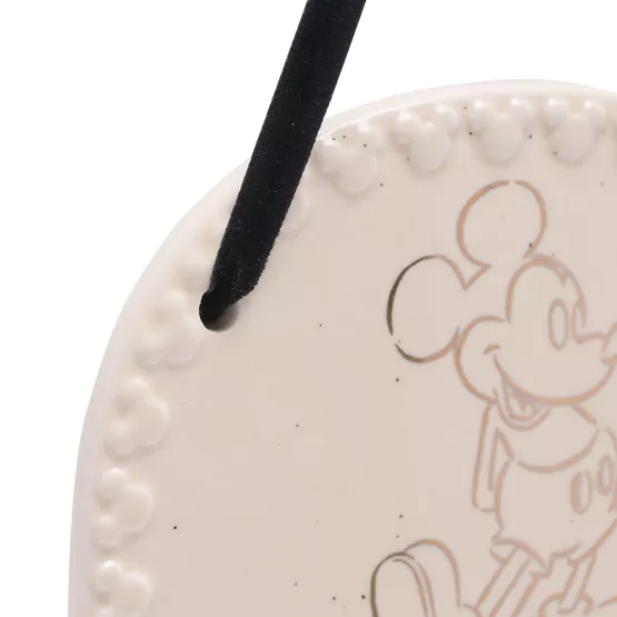 Mickey Mouse Skilt I Porcelæn, Mickey Mouse, Mickey Mouse indretning, Mickey Mouse skilt, Disney Skilt, Mickey Shapes, Mickey Mouse Home, Mickey Mouse interiør , Disney figur, Disney figurer, alle Disney figurer, eventyrfigur, eventyrfigurer, eventyrlig figur, eventyrlige figurer, magisk figur, magiske figurer, , Disney shop, Disney butik, Disney butikDK, Disney butik I Danmark, Disney indretning, Disney mode, Disney Home, Disney Bolig, Disney interior, Disney, fra alle os til alle jer, ,