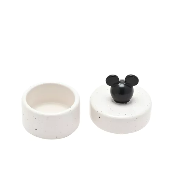 Disney Mickey Shapes Set of 2 Trinket Pots, Disney Mickey Shapes Set of 2 Trinket Pots, Mickey Shape, Mickey Mouse skål, Mickey Mouse skåle, Mickey Mouse figur, Mickey Mouse figurer, Mickey Mouse samling, Mickey Mouse samler, Micket Mouse indretning, Mickey Mouse boliartikler, Mickey Mouse indretning, Mickey Mouse køkken, Mickey Mouse ting, Mickey Mouse produkter, Mickey Mouse tema, Mickey Mouse temafest, Disney borddækning, Disney service, Disney interior, Disney indretning, Disney hjem, Disney Home, Disney Bolig, Disney køkken, Disney kop, Disney krus, Disney figur, Disney figurer, alle Disney figurer, eventyrfigur, eventyrfigurer, eventyrlig figur, eventyrlige figurer, magisk figur, magiske figurer, Disney shop, Disney butik, Disney butikDK, Disney butik I Danmark, Disney indretning, Disney mode, fra alle os til alle jer, Disney skål, Disney tallerken, Disney termodunk, Disney termoflaske, Disney drikkedunk, Disney drikkeglas, Disney spisesæt, Disney køkkenredskaber, fra alle os til alle jer, Disney samler, Disney samling, Disney samling, Disney samler, samling, samler, figurer, figur, tegnefilmsfigur, tegnefilmsfigurer, Tegneseriefigur, Disney porcelæn, Disneyland, Disneyland Paris, Disney produkter, Disney merchandise, Dansk Donaldist forening, DDFR, Firkløveren, Firkløveren Disney, Firkløveren porcelæn, Disney firkløveren figurer, Disney figurer firkløveren, Disney baby, Disney legetøj, Disney babyting, Disney børneværelse, Disney barn, barnedåbsgave, barnedåb, fødseslsgave, Disney baby collection, Disney børn, Disney Bamse, Disney Bamser, Disney børn, Barselsgave, Barsel, Babyshower, Billeder af Disney figurer, Disney Tema, Disney temafest, Disney babyartikler, Køb Disney porcelæn, Køb Disney figur, Køb Disney figurer, Køb Disney ting, Køb Disney produkter, Køb Disney , Disney tema, Disney temafest, Disney fest,, Køb Mickey Mouse figur, Køb Mickey Mouse figurer, Køb Mickey Mouse ting, Køb Mikcey Mouse porcelæn